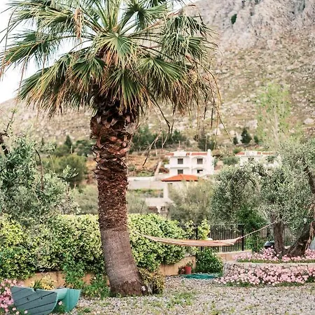 Chara Gargen View Villa